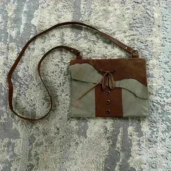 Handmade Leather Purse for the Boho girl in you! NWOT - Picture 2 of 3